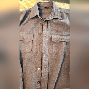 Men's Gray Flannel Button-Up Shirt Size LARGE